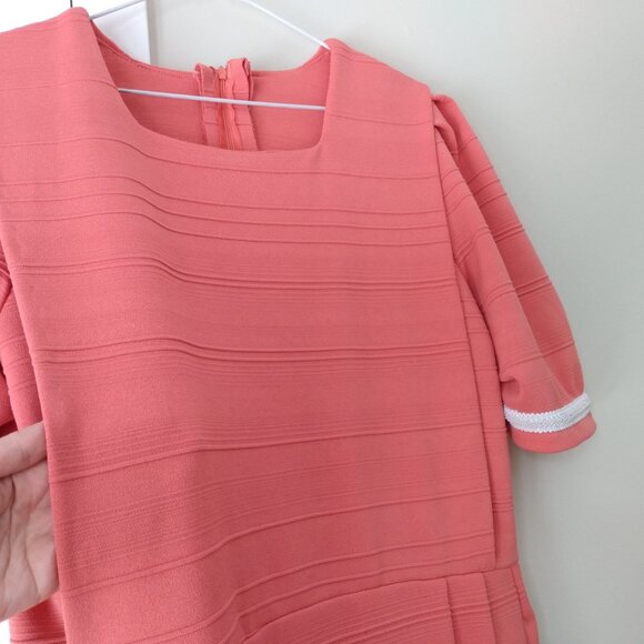 Amish Mennonite Cape Dress 42"B 38"W Coral Pink VERY Heavy Fabric - Picture 5 of 13